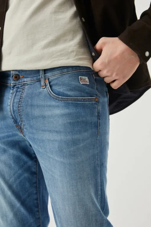 Jeans 517 April
